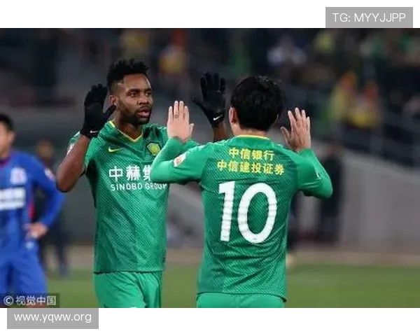 科莫激战第七十分钟范奥利遭逐