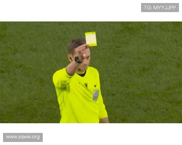 裁判专家:裁判漏判了吕迪格一张黄牌,他应当吃到两黄而下场 裁判专家:裁判漏判了吕迪格一张黄牌,他应当吃到两黄而下场